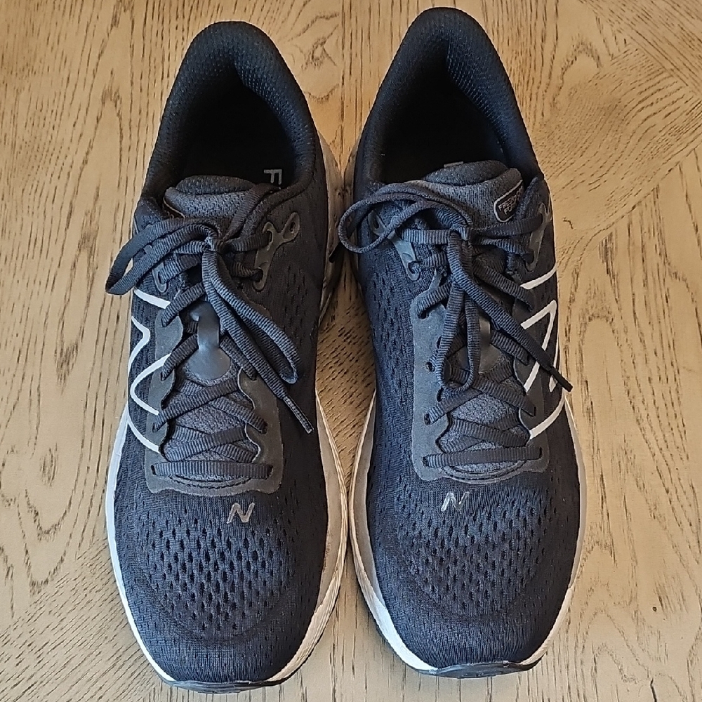 New Balance Men's Black Running Shoes Size 12 880s